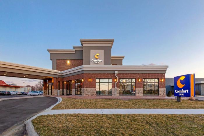 comfort inn detroit troy