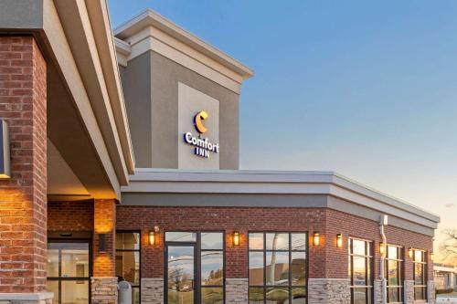 comfort inn detroit troy
