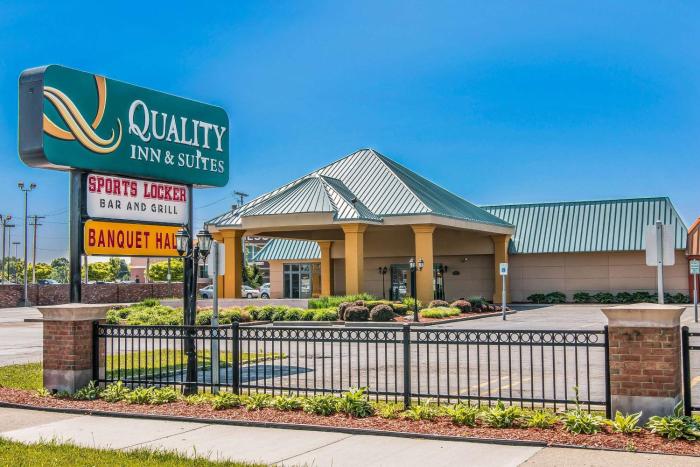 Quality Inn And Suites Livonia