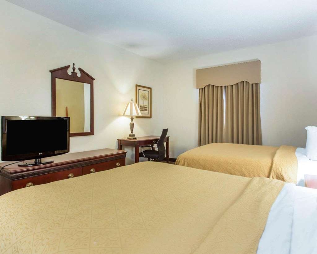 comfort inn and suites patriots point