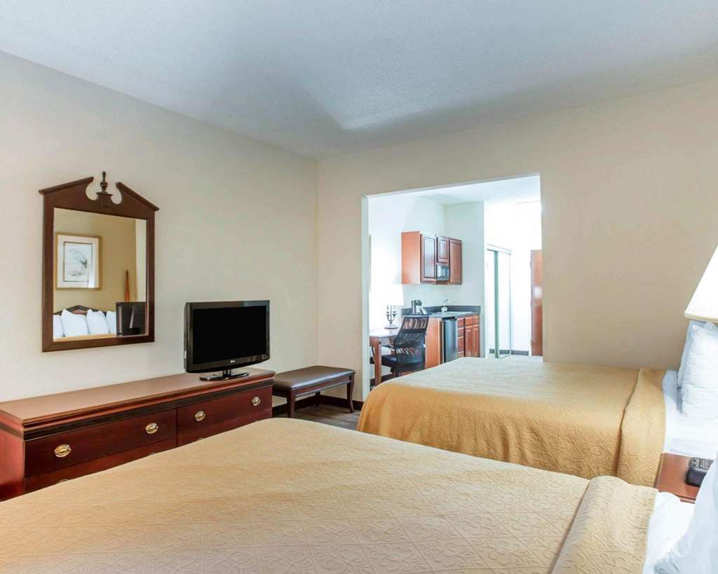 comfort inn and suites patriots point