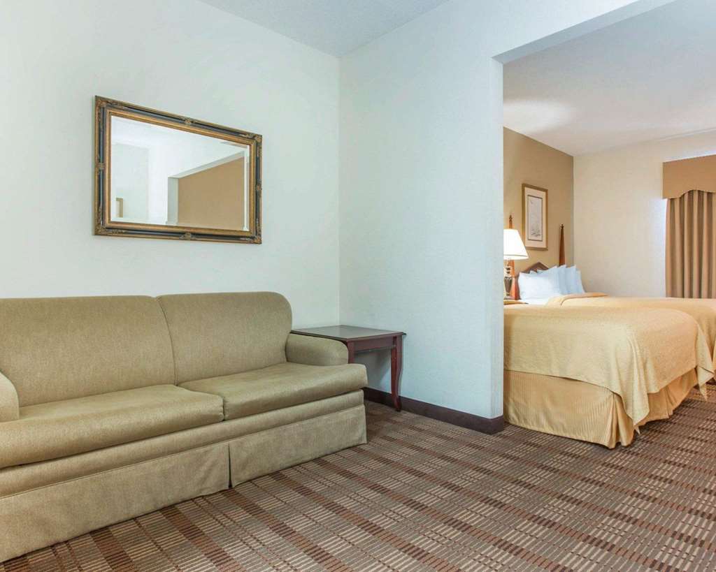 comfort inn and suites patriots point