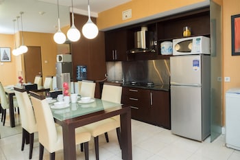 antique 3br at grand setiabudi apartment