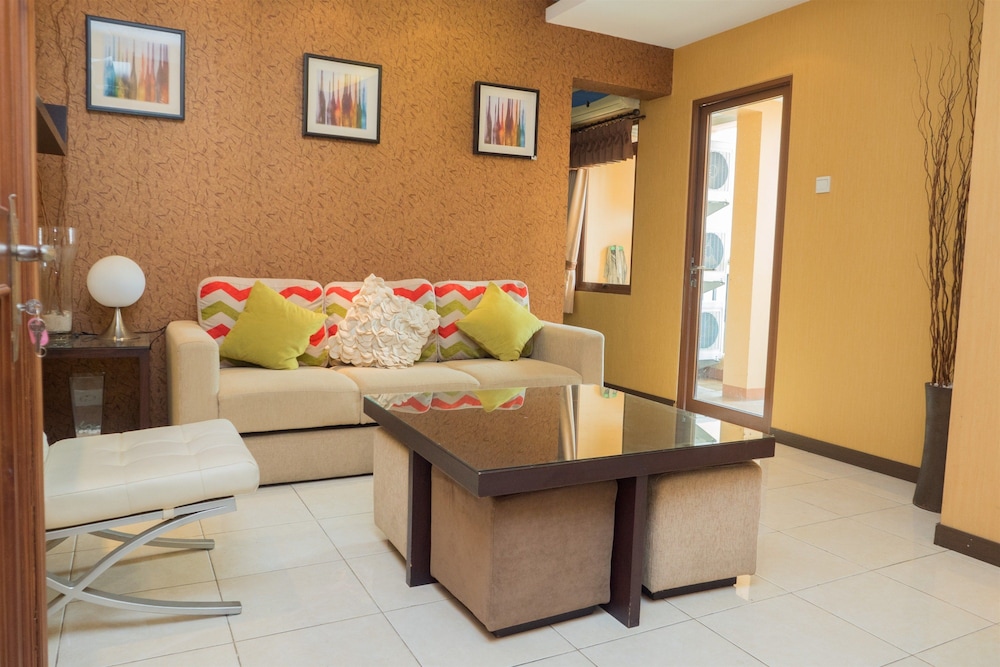 antique 3br at grand setiabudi apartment