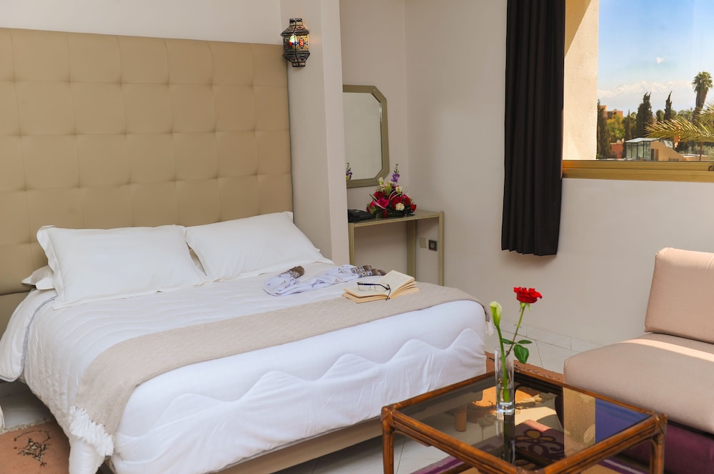 appart hotel amina resort and spa