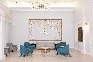 Hampton Inn & Suites Charlotte/South Park At Phillips Place,Mecklenburg County>>Charlotte,3 star