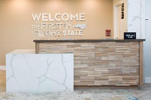 hampton inn and suites charlotte south park at phillips place