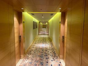 Nirvana Hotel Banquet Club,Ludhiana>>Chandigarh,5 star
