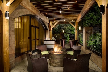 Holiday Inn Charlotte University Executive Park By Ihg,North Carolina>>Charlotte,3 star