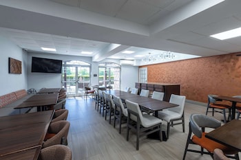 country inn and suites by radisson lake norman huntersville nc