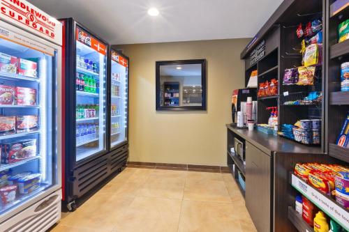candlewood suites huntersville by ihg