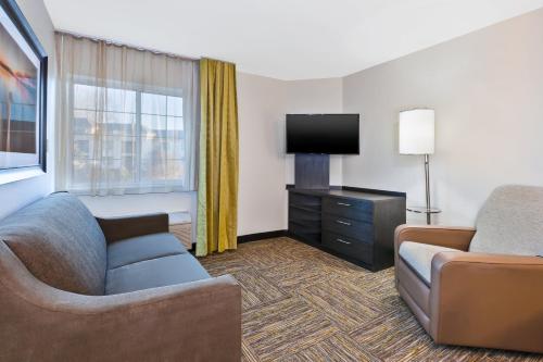 candlewood suites huntersville by ihg