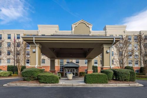 comfort suites near birkdale village huntersville