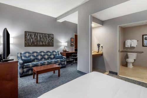 comfort suites near birkdale village huntersville