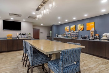 comfort suites near birkdale village huntersville
