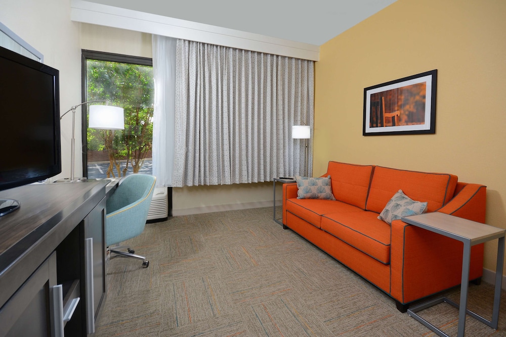 hampton inn charlotte north lake norman