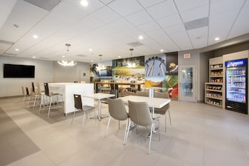 Clarion Pointe Near University,Near Giordana Velodrome,3 star