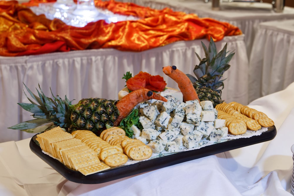 holiday inn charlotte airport by ihg