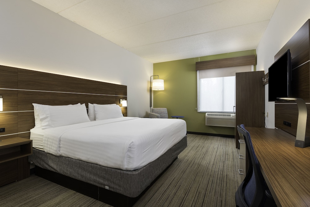holiday inn express and suites charlotte arpt belmont by ihg