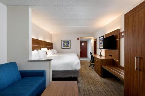 holiday inn express and suites charlotte arpt belmont by ihg