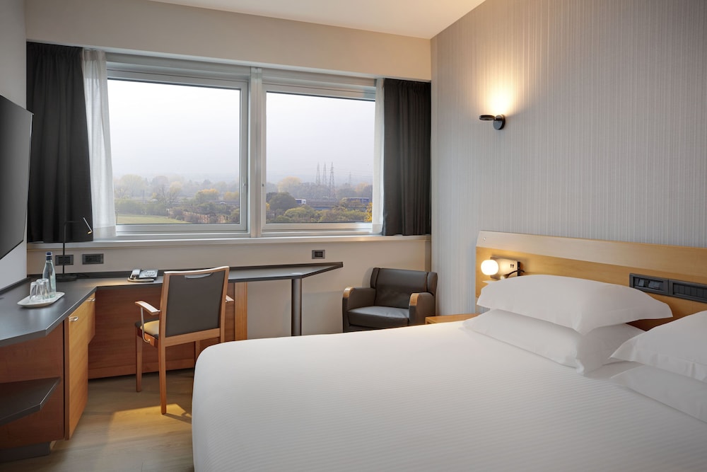 crowne plaza milan linate by ihg