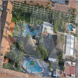 Crown Paradise Club Puerto Vallarta All Inclusive,Near Aquaventuras Park,4 star