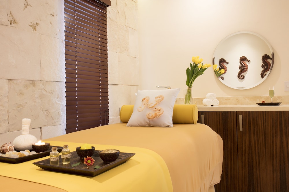 crown paradise club puerto vallarta all inclusive