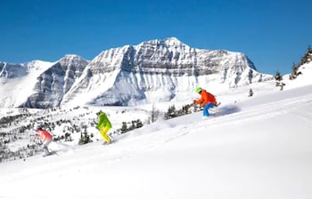 sunshine mountain lodge