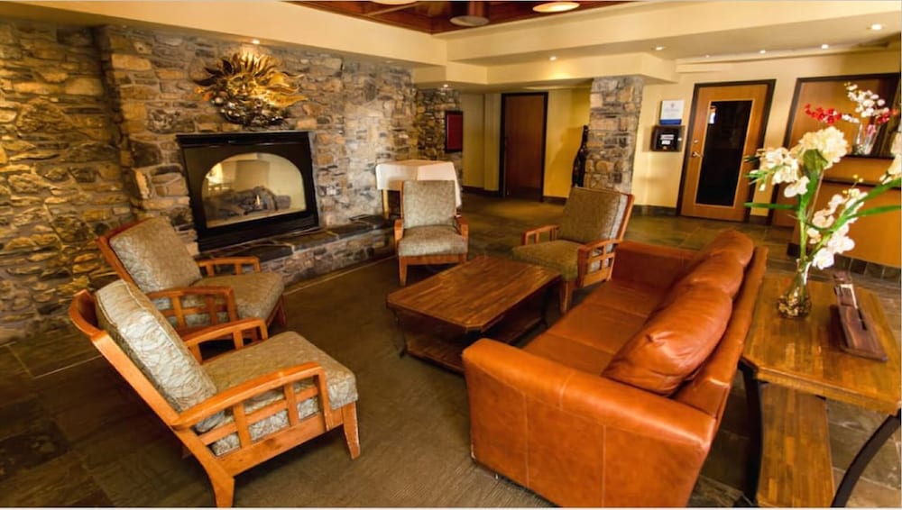 sunshine mountain lodge