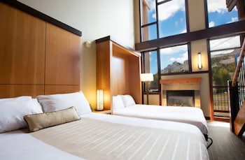sunshine mountain lodge