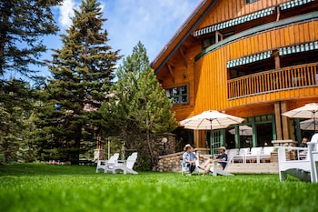lake louise