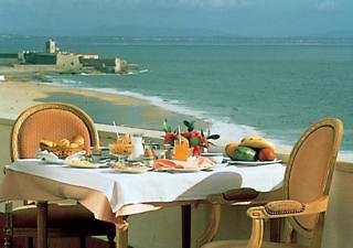 carcavelos beach hotel