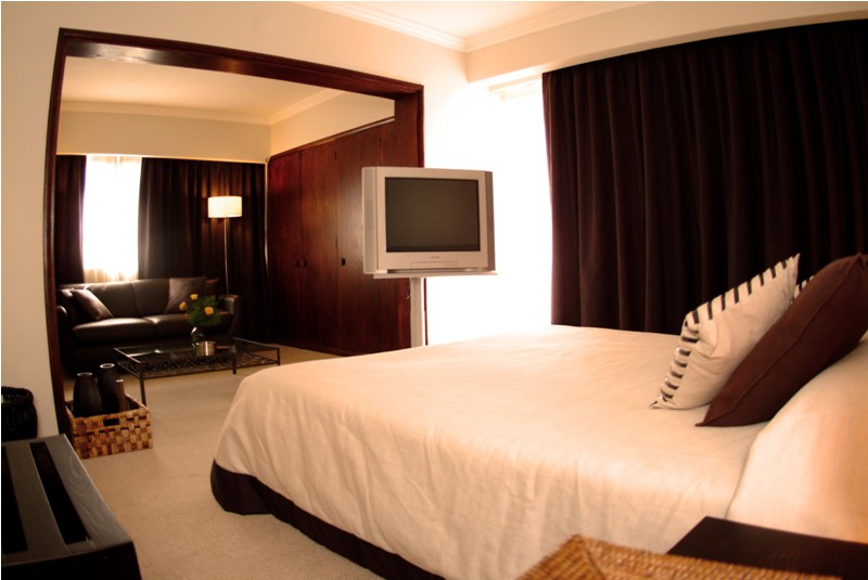 carcavelos beach hotel