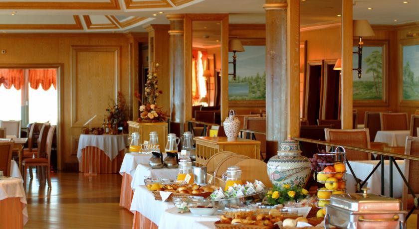 carcavelos beach hotel