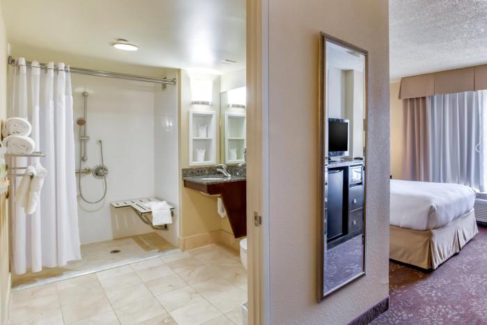 holiday inn indianapolis carmel by ihg