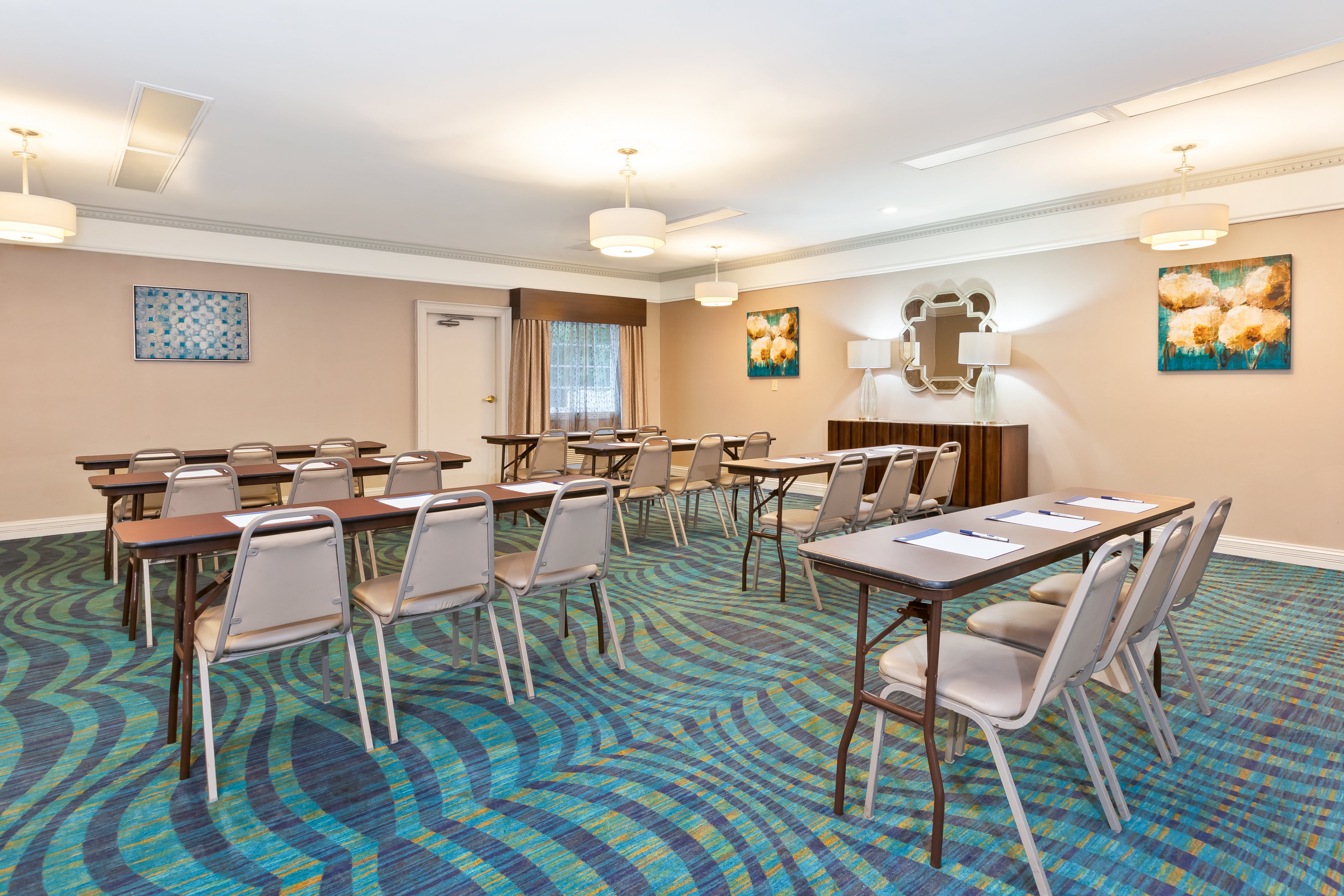 holiday inn express and suites carmel north westfield