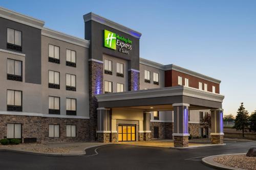 holiday inn express suite w airport area