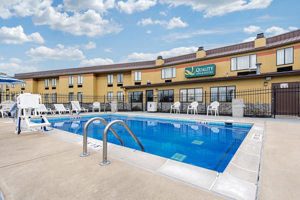 quality inn and suites brownsburg indianapolis west