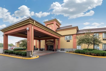 Quality Inn & Suites Brownsburg - Indianapolis West,Indiana>>Brownsburg,3 star