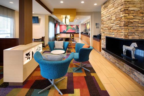 fairfield inn and suites by marriott indianapolis airport