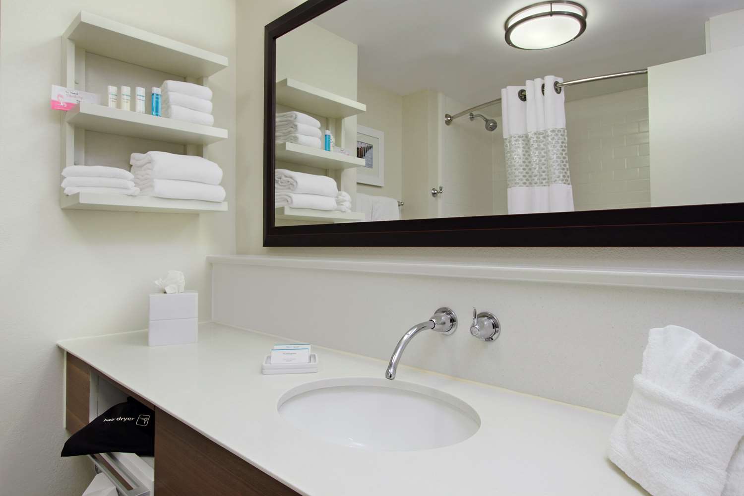 hampton inn cocoa beach cape canaveral