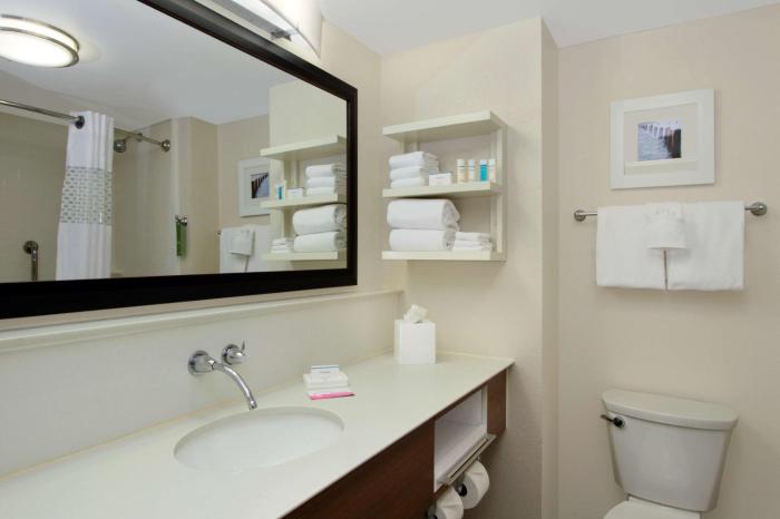 hampton inn cocoa beach cape canaveral