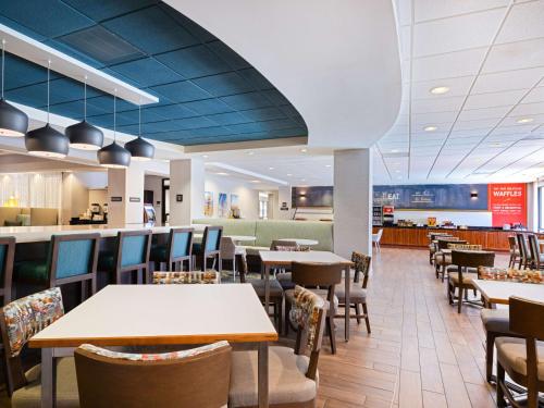 hampton inn cocoa beach cape canaveral