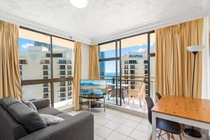 beachcomber surfers paradise