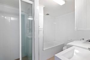 beachcomber surfers paradise