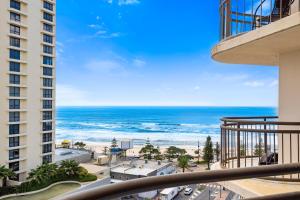 beachcomber surfers paradise