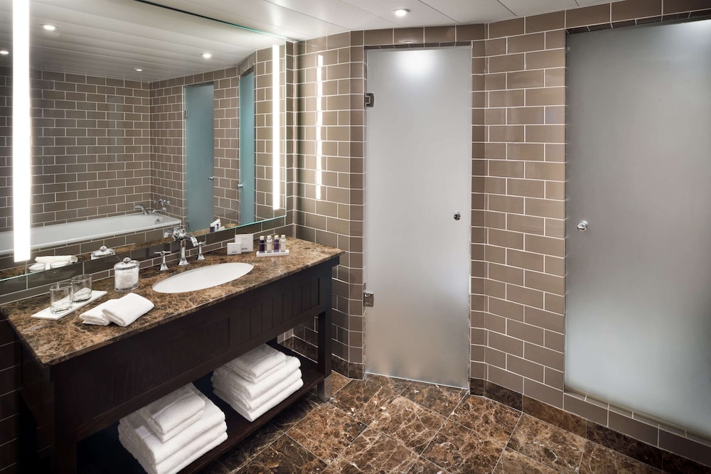 columbus hotel monte carlo curio collection by hilton