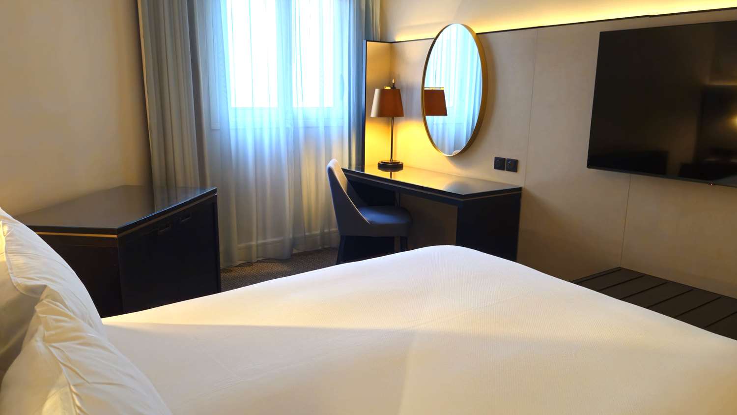 columbus hotel monte carlo curio collection by hilton