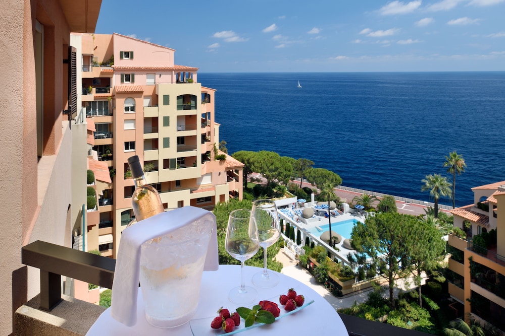 columbus hotel monte carlo curio collection by hilton