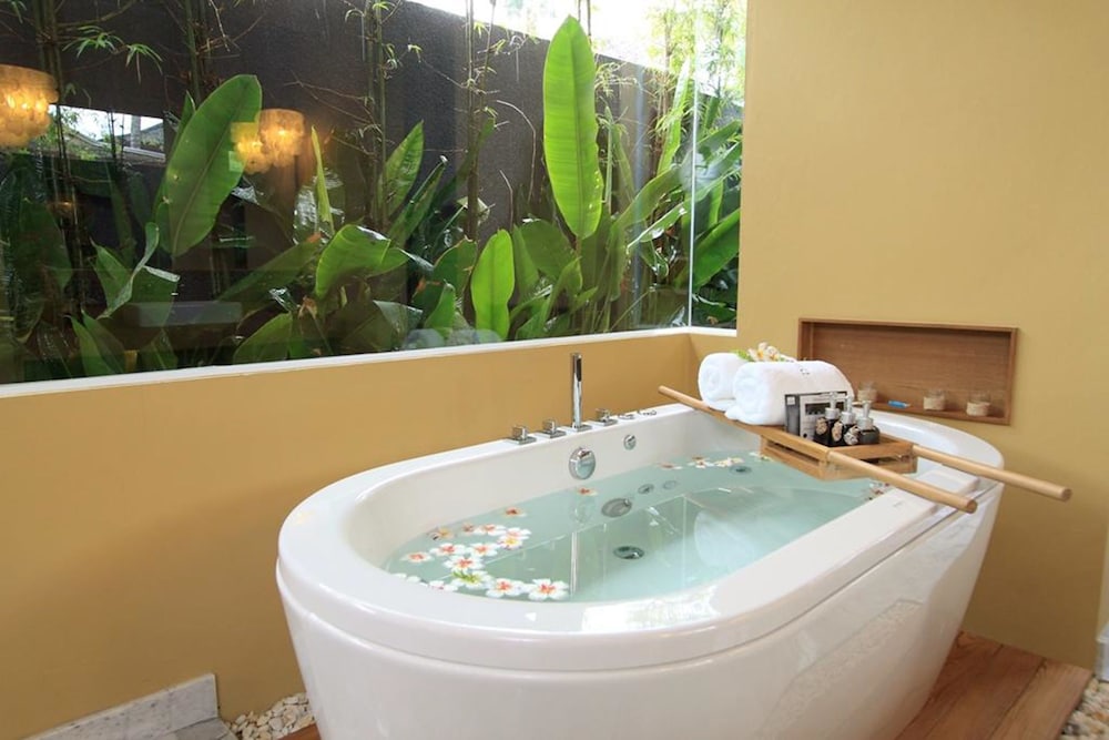 deva beach resort samui
